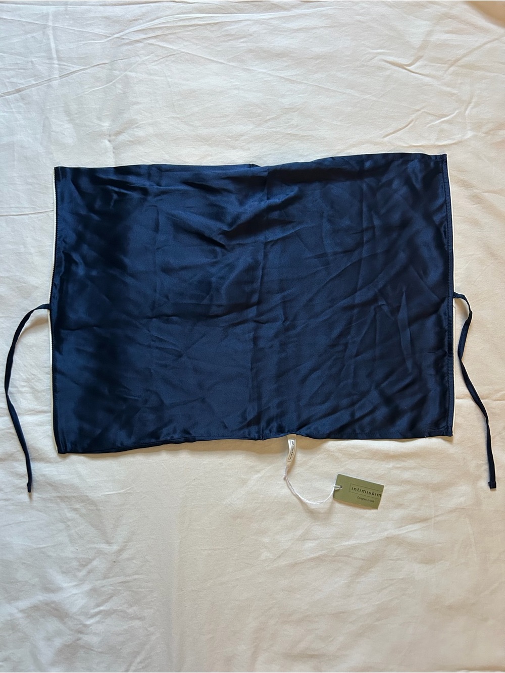 NWT intimissimi Navy Satin pillowcase